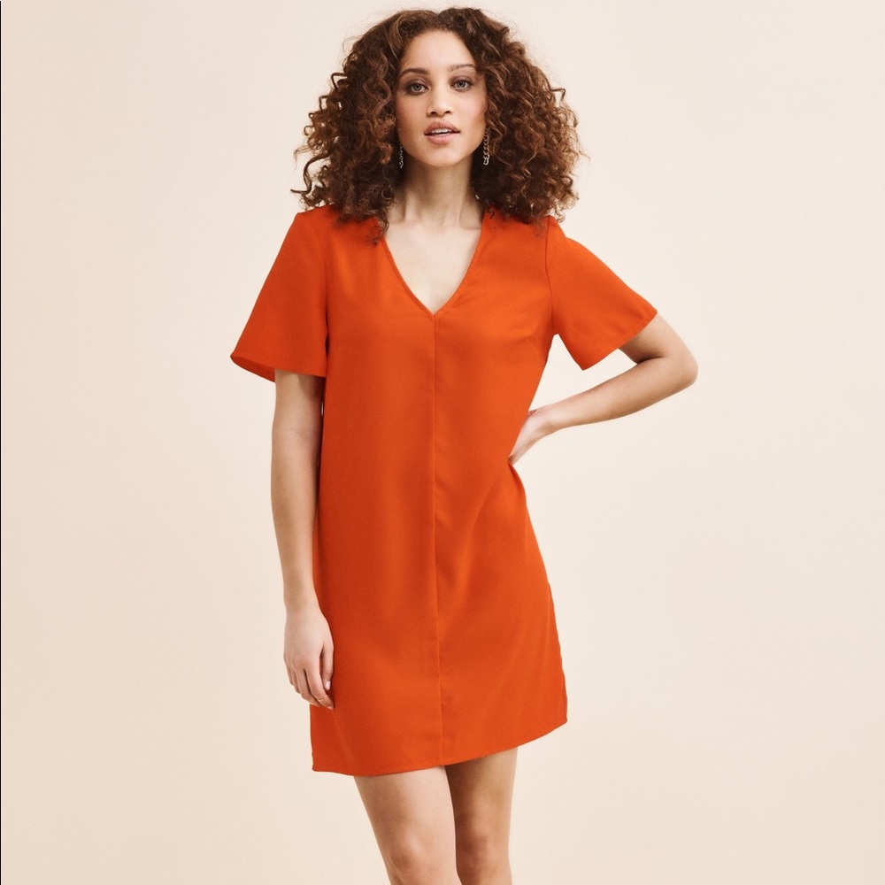 Dynamite red dress